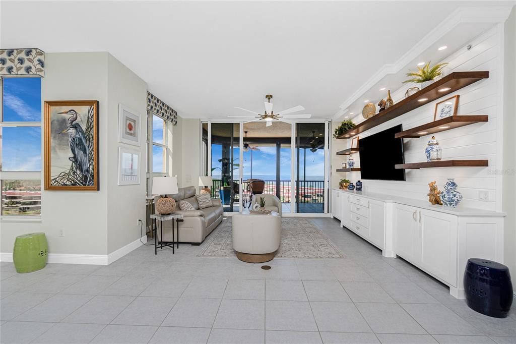 For Rent: $7,000 (3 beds, 3 baths, 2495 Square Feet)