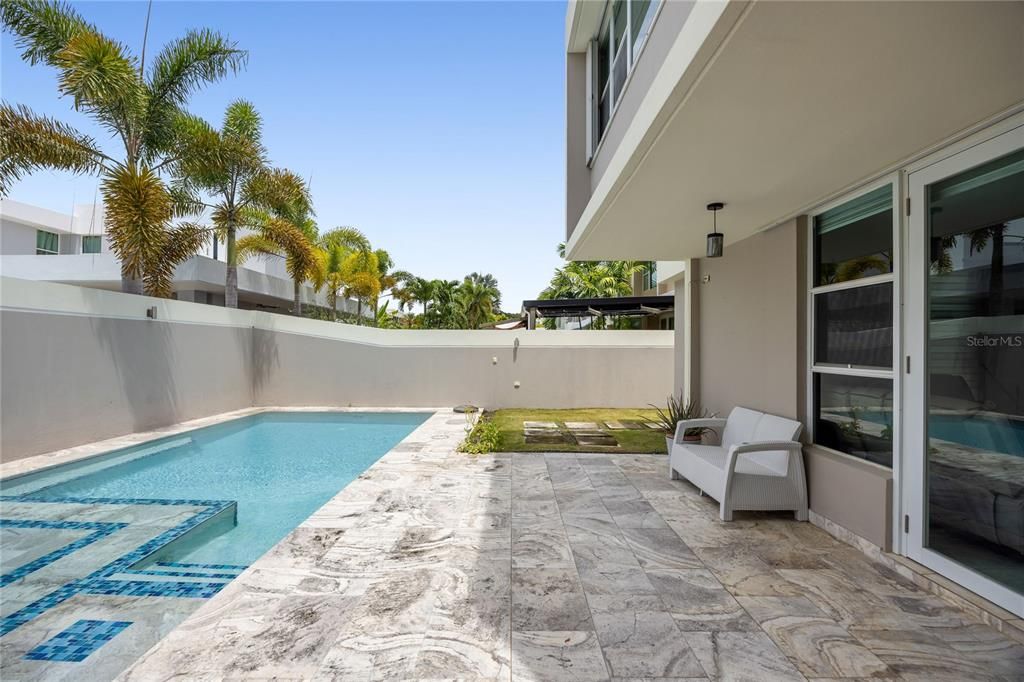 For Sale: $749,000 (4 beds, 3 baths, 2450 Square Feet)