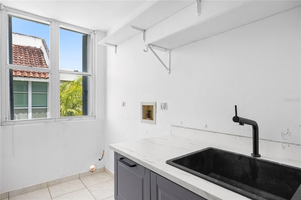 For Sale: $749,000 (4 beds, 3 baths, 2450 Square Feet)