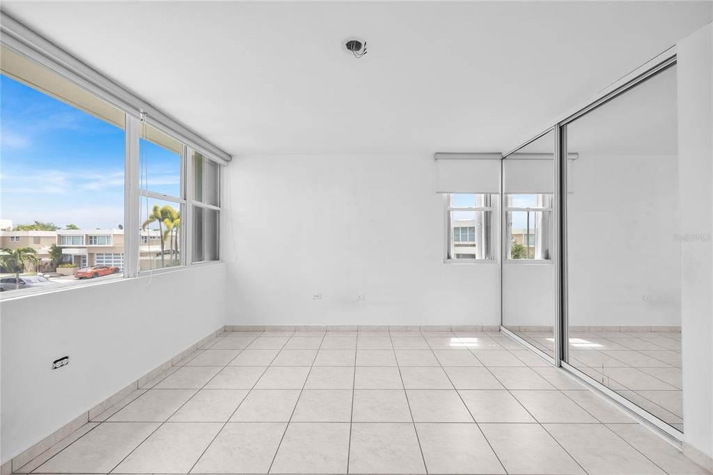 For Sale: $749,000 (4 beds, 3 baths, 2450 Square Feet)