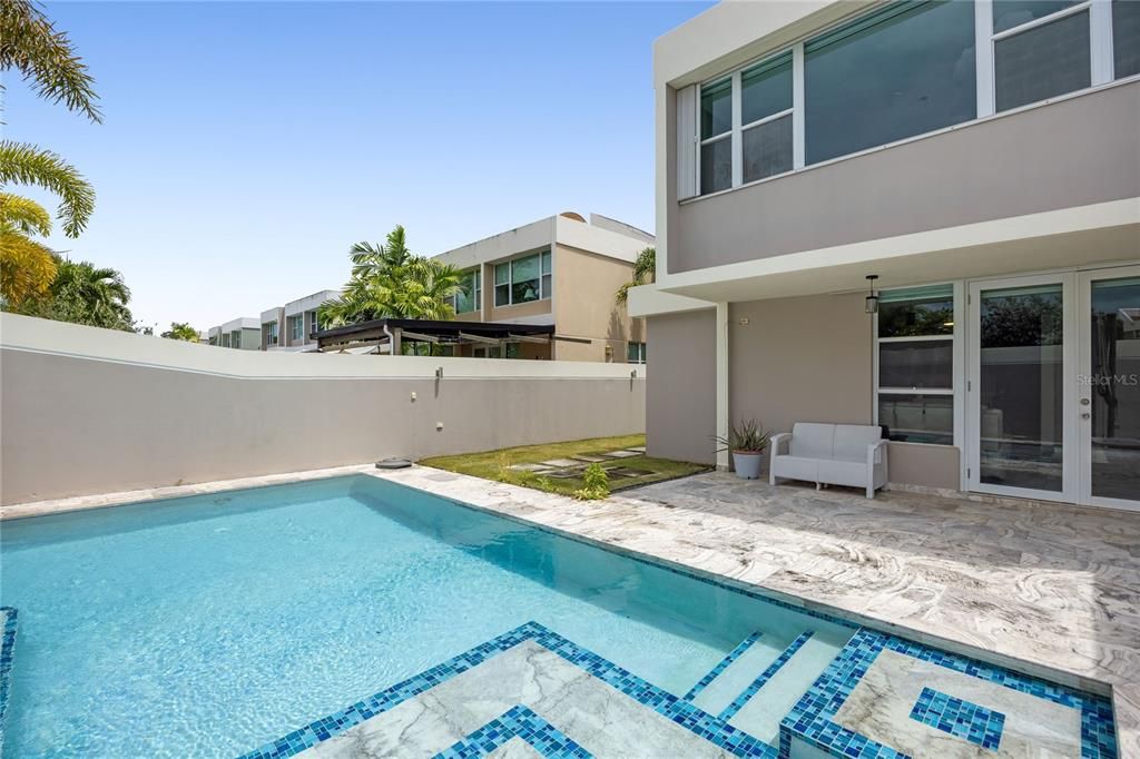 For Sale: $749,000 (4 beds, 3 baths, 2450 Square Feet)