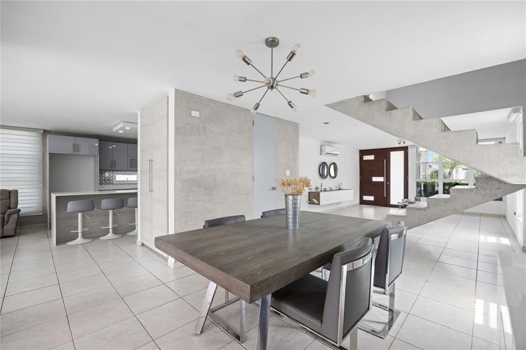 For Sale: $749,000 (4 beds, 3 baths, 2450 Square Feet)