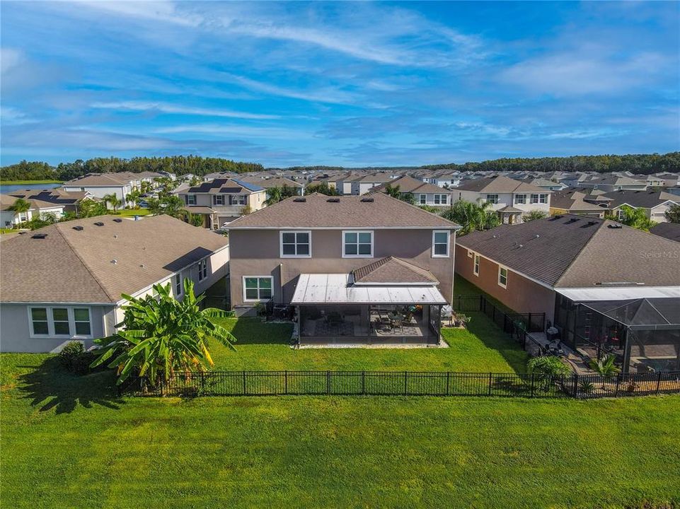 合同活跃: $590,000 (5 贝兹, 3 浴室, 3113 平方英尺)