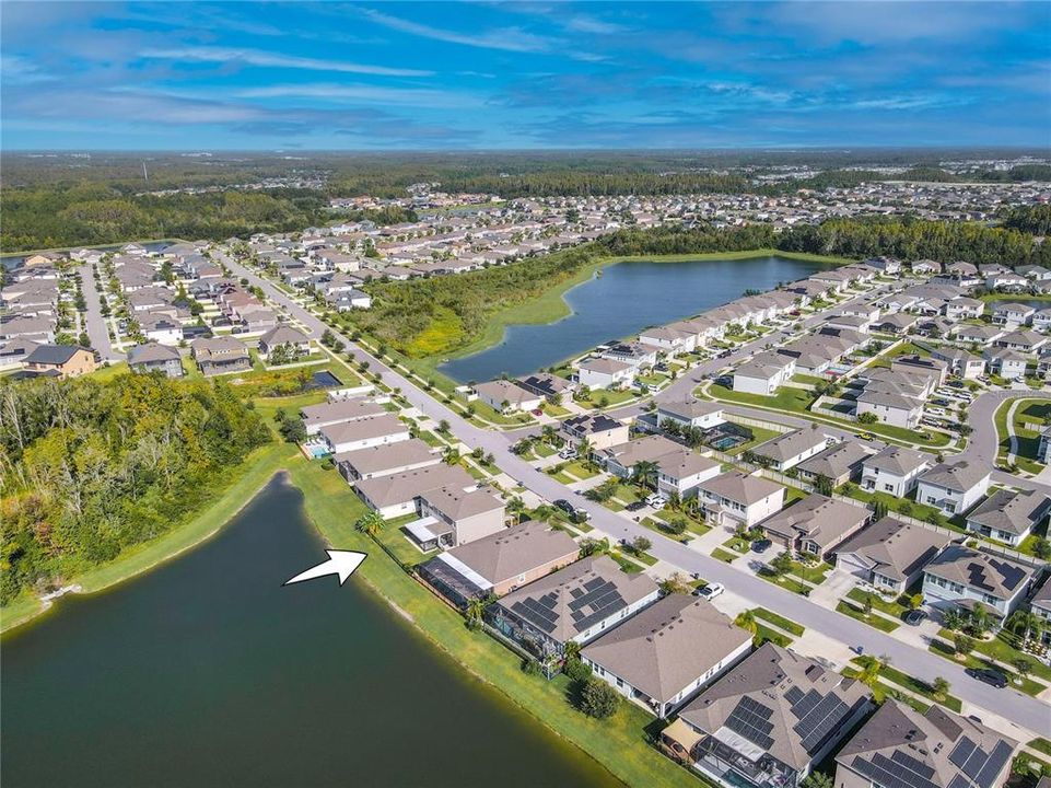 合同活跃: $590,000 (5 贝兹, 3 浴室, 3113 平方英尺)