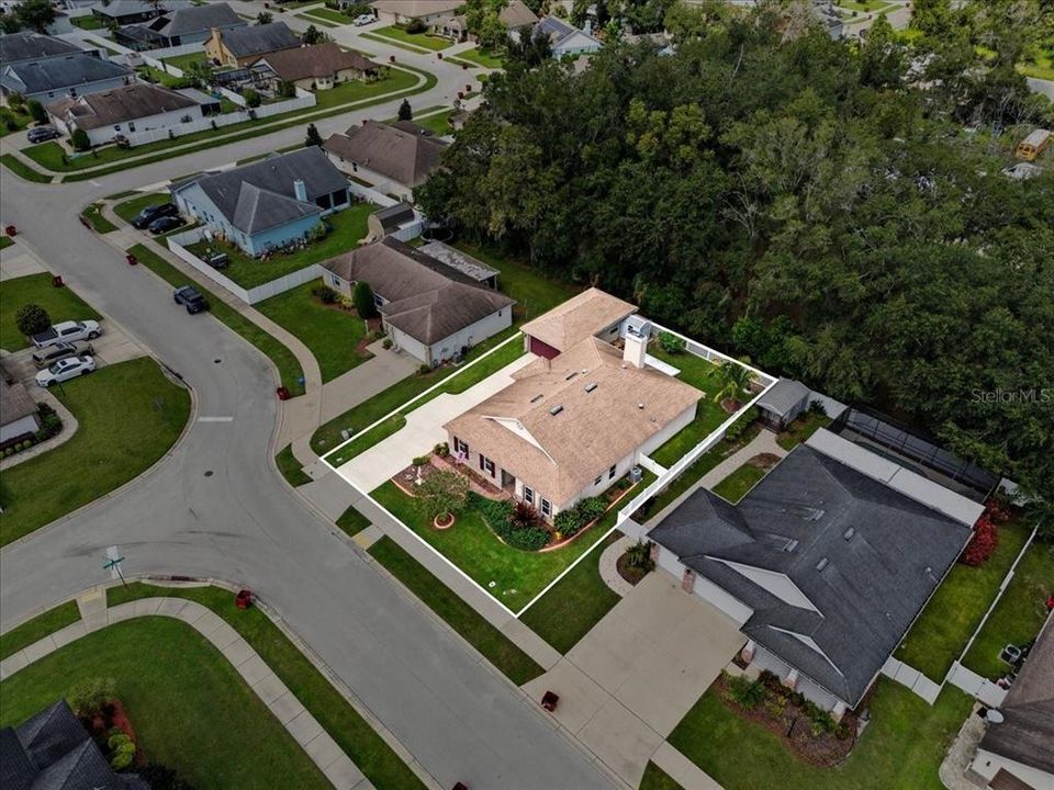 待售: $445,000 (3 贝兹, 2 浴室, 1925 平方英尺)