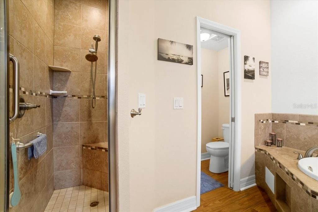 待售: $445,000 (3 贝兹, 2 浴室, 1925 平方英尺)