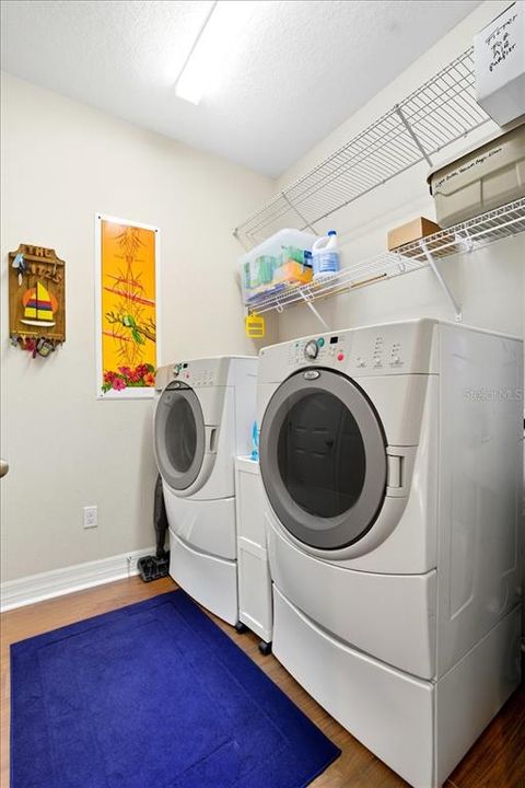 待售: $445,000 (3 贝兹, 2 浴室, 1925 平方英尺)