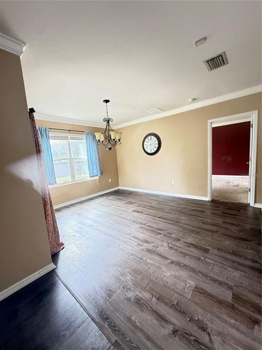 Active With Contract: $249,000 (3 beds, 2 baths, 1669 Square Feet)