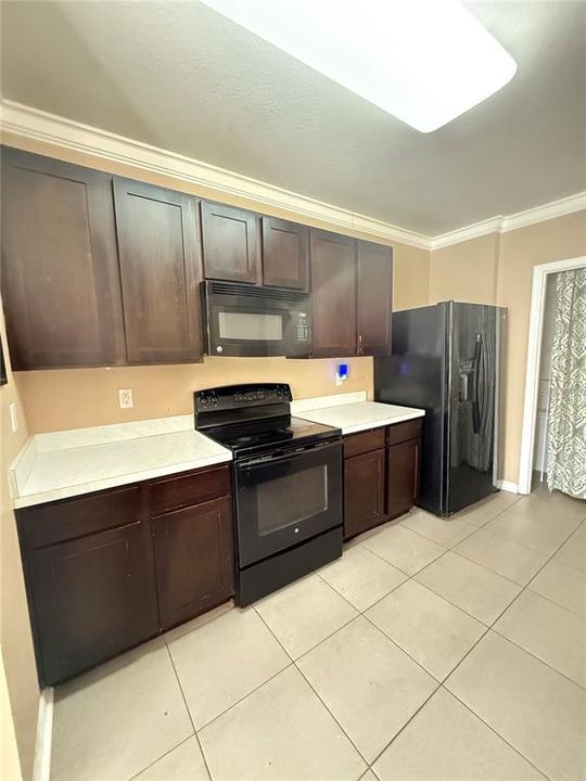 Active With Contract: $249,000 (3 beds, 2 baths, 1669 Square Feet)