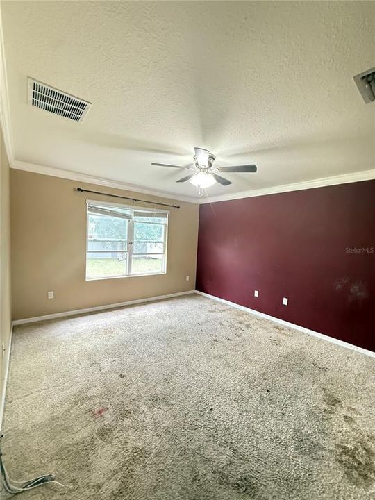 Active With Contract: $249,000 (3 beds, 2 baths, 1669 Square Feet)