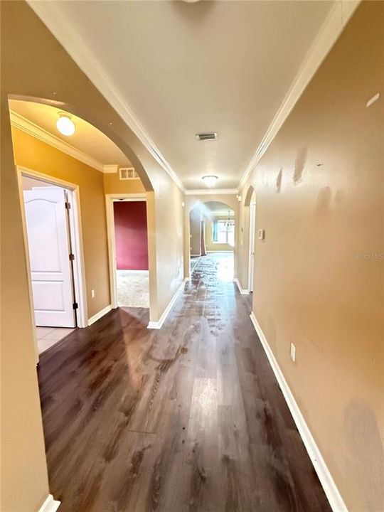 Active With Contract: $249,000 (3 beds, 2 baths, 1669 Square Feet)