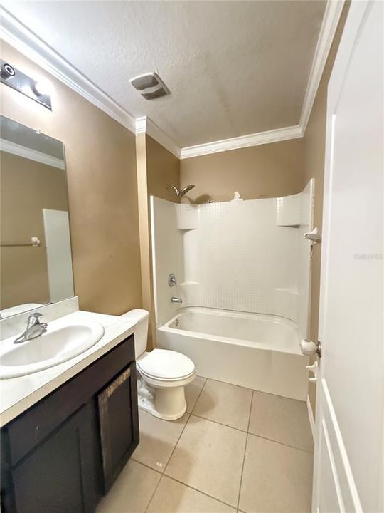 Active With Contract: $249,000 (3 beds, 2 baths, 1669 Square Feet)