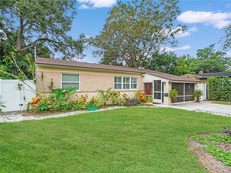 For Sale: $365,000 (3 beds, 1 baths, 1264 Square Feet)