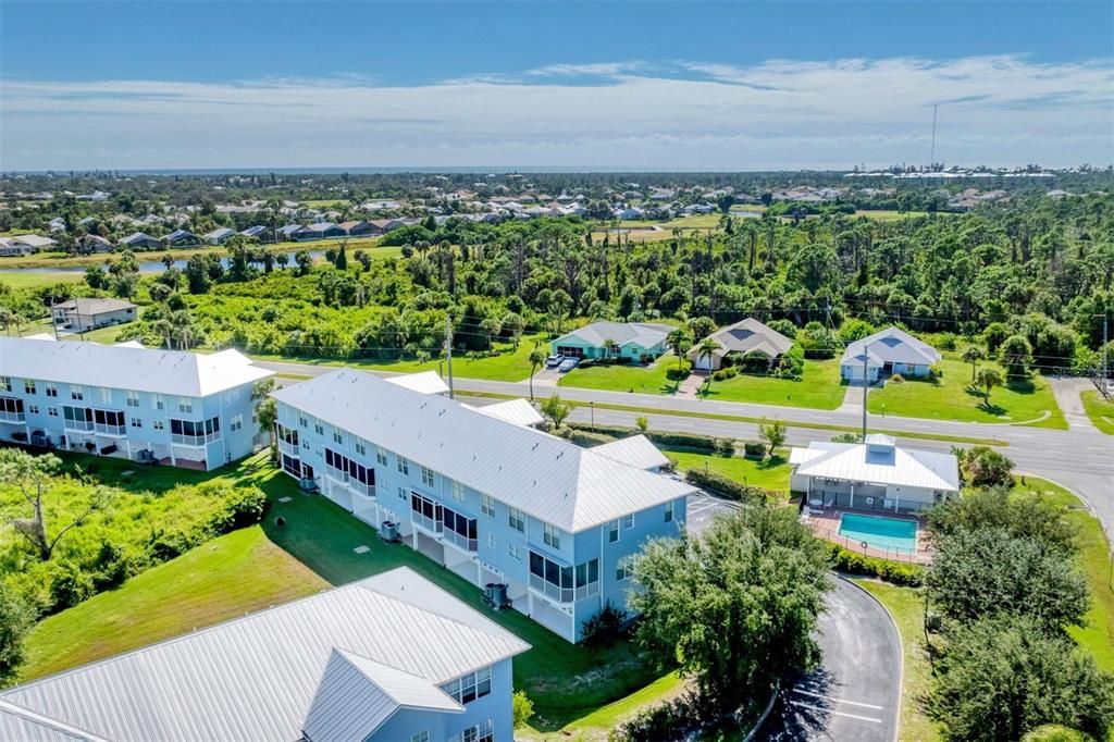 待售: $320,000 (3 贝兹, 2 浴室, 2004 平方英尺)