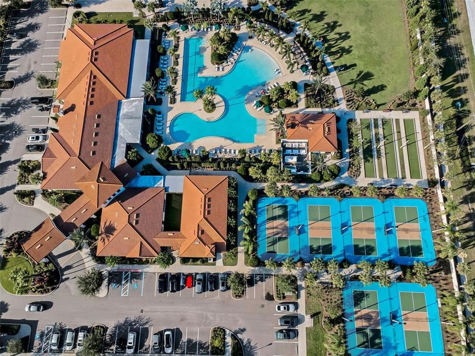 En Venta: $519,900 (3 camas, 3 baños, 2672 Pies cuadrados)