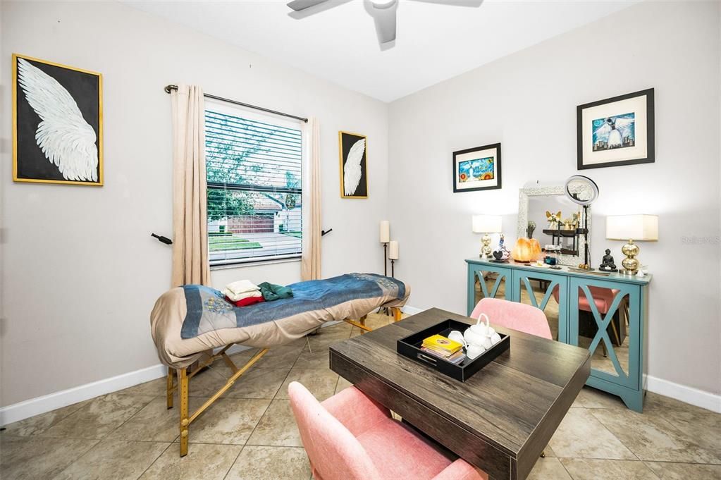 En Venta: $519,900 (3 camas, 3 baños, 2672 Pies cuadrados)