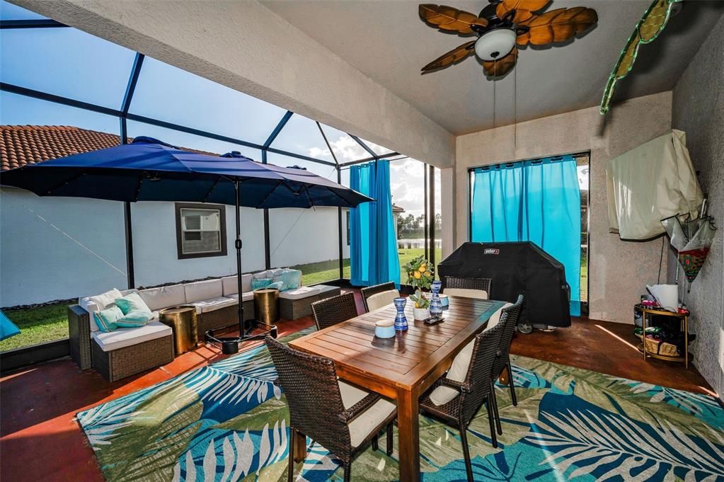 En Venta: $519,900 (3 camas, 3 baños, 2672 Pies cuadrados)