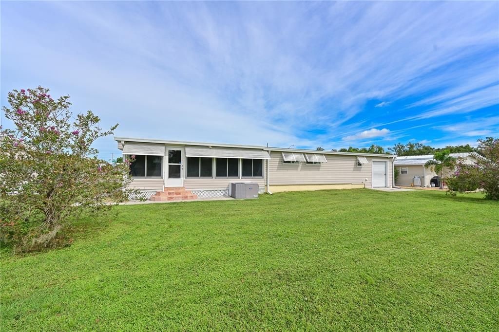 待售: $119,000 (2 贝兹, 1 浴室, 780 平方英尺)