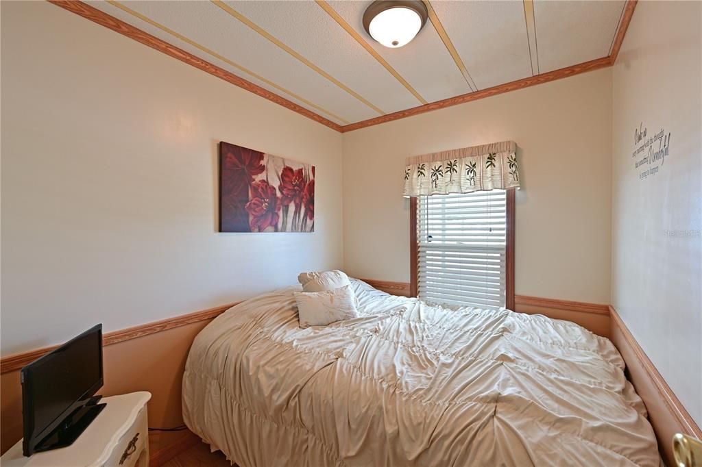 待售: $119,000 (2 贝兹, 1 浴室, 780 平方英尺)