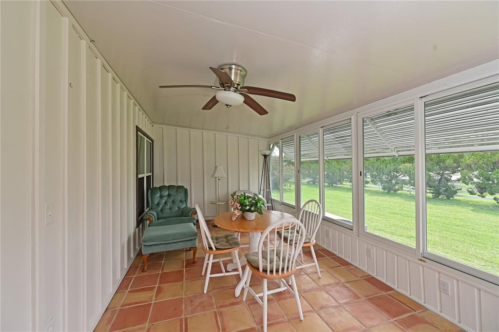 待售: $119,000 (2 贝兹, 1 浴室, 780 平方英尺)