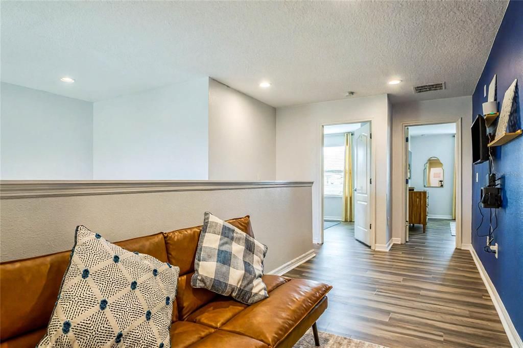 合同活跃: $495,000 (5 贝兹, 4 浴室, 2492 平方英尺)