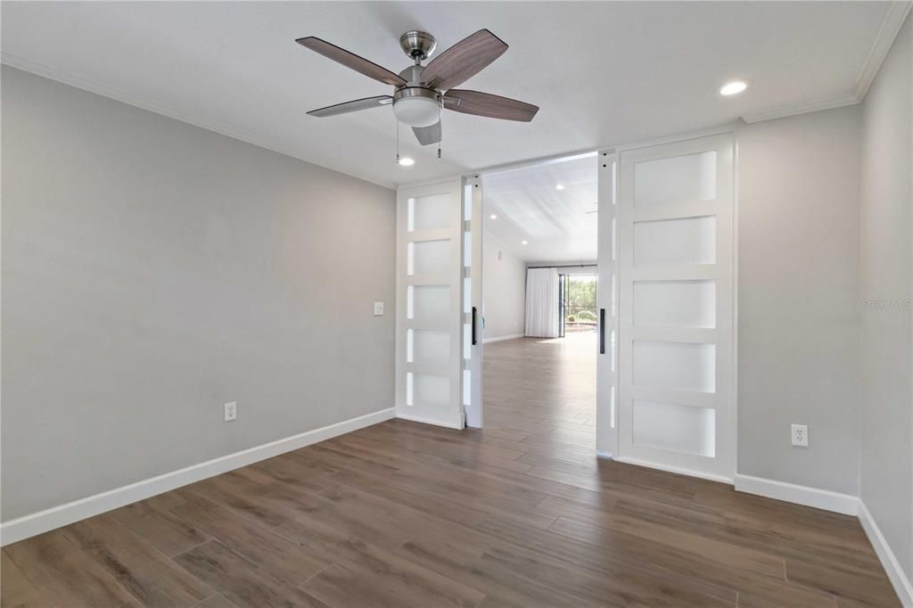 Activo con contrato: $2,100,000 (3 camas, 3 baños, 2849 Pies cuadrados)