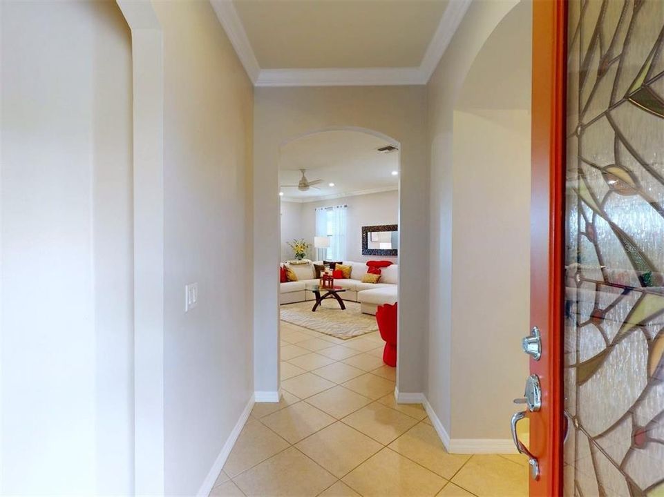 En Venta: $399,999 (2 camas, 2 baños, 1698 Pies cuadrados)