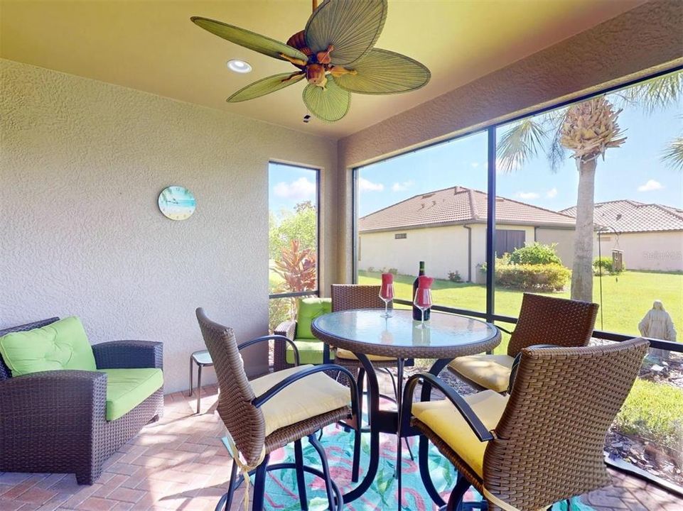 En Venta: $399,999 (2 camas, 2 baños, 1698 Pies cuadrados)