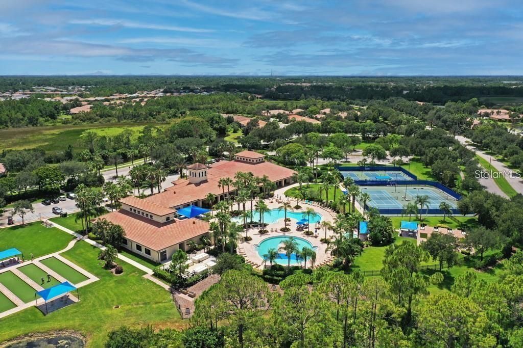 En Venta: $399,999 (2 camas, 2 baños, 1698 Pies cuadrados)