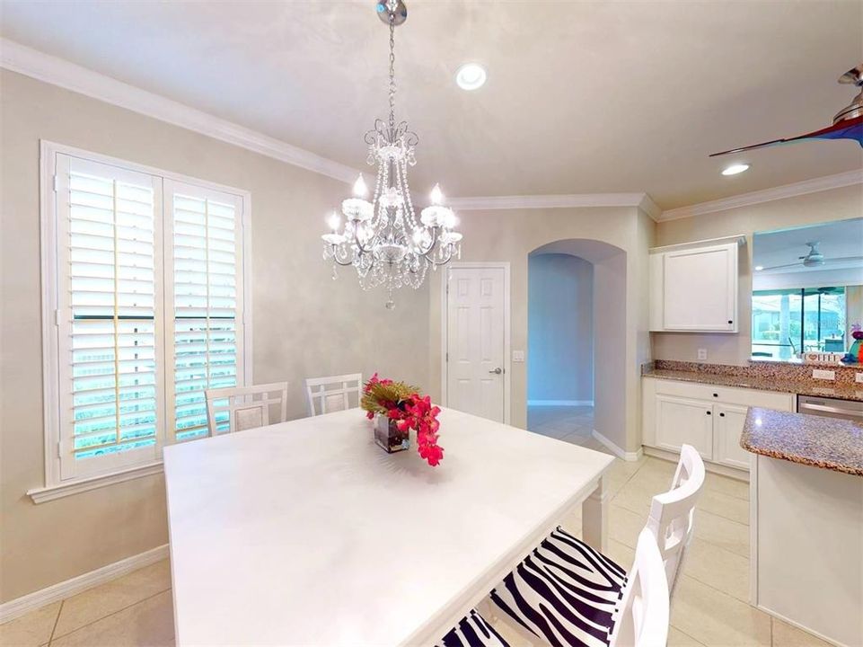 En Venta: $399,999 (2 camas, 2 baños, 1698 Pies cuadrados)