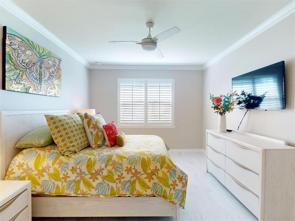 En Venta: $399,999 (2 camas, 2 baños, 1698 Pies cuadrados)