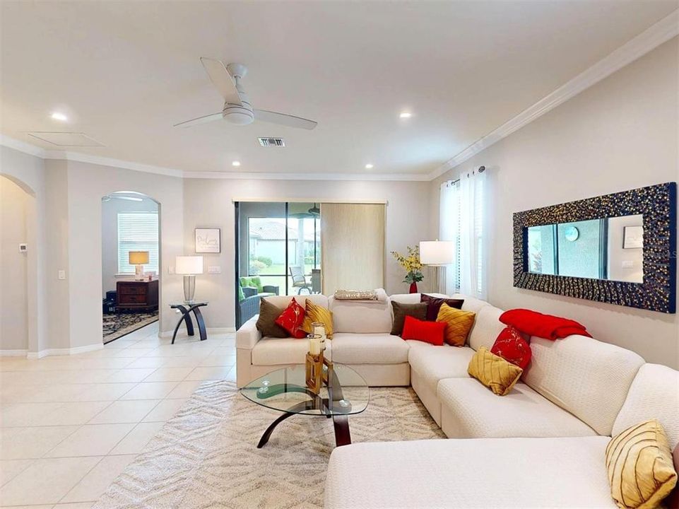 En Venta: $399,999 (2 camas, 2 baños, 1698 Pies cuadrados)