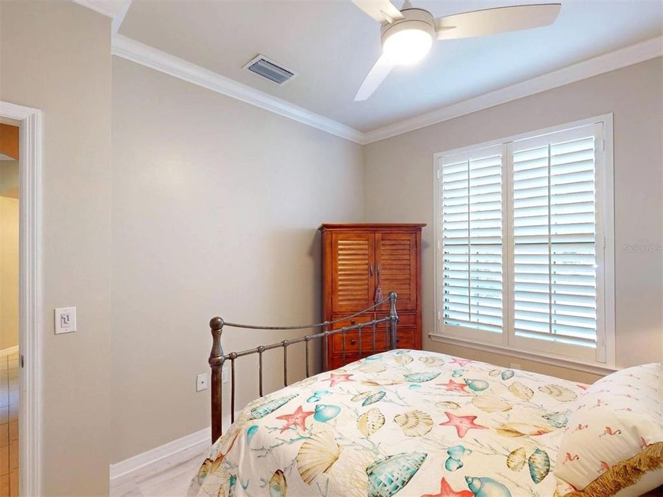 En Venta: $399,999 (2 camas, 2 baños, 1698 Pies cuadrados)