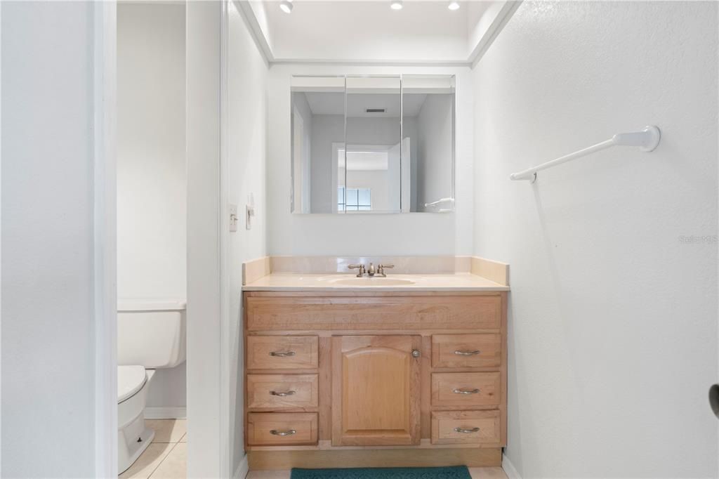 For Sale: $249,000 (2 beds, 2 baths, 1515 Square Feet)