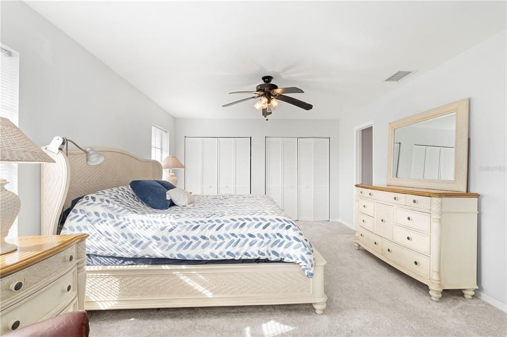 For Sale: $249,000 (2 beds, 2 baths, 1515 Square Feet)