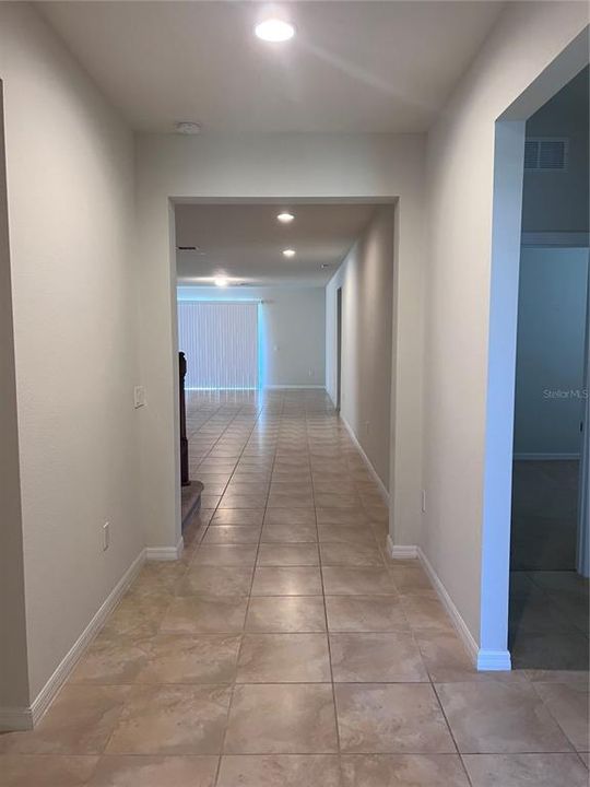 For Rent: $2,700 (5 beds, 3 baths, 4139 Square Feet)