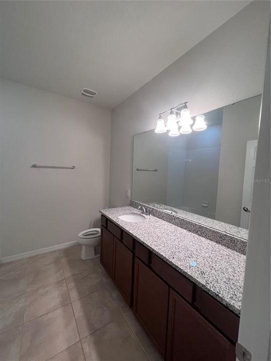 For Rent: $2,700 (5 beds, 3 baths, 4139 Square Feet)