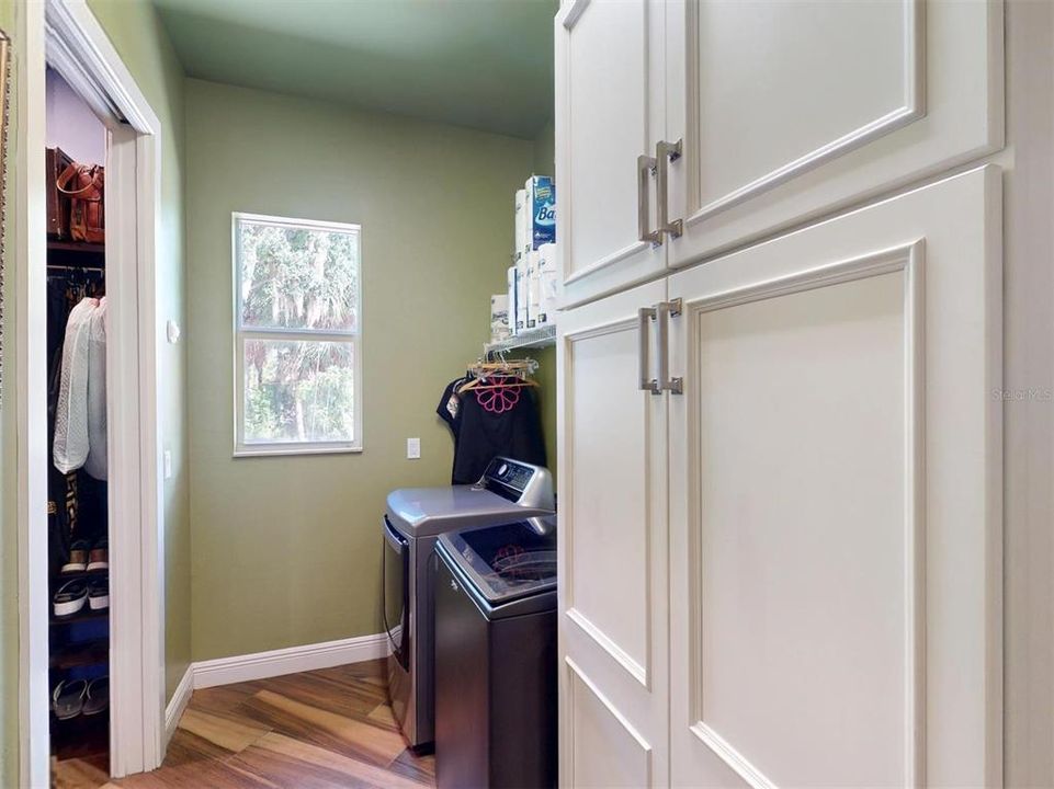 For Sale: $848,723 (3 beds, 2 baths, 2450 Square Feet)