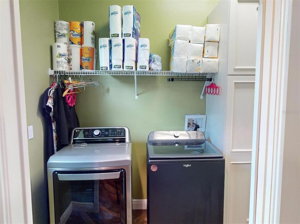 For Sale: $848,723 (3 beds, 2 baths, 2450 Square Feet)