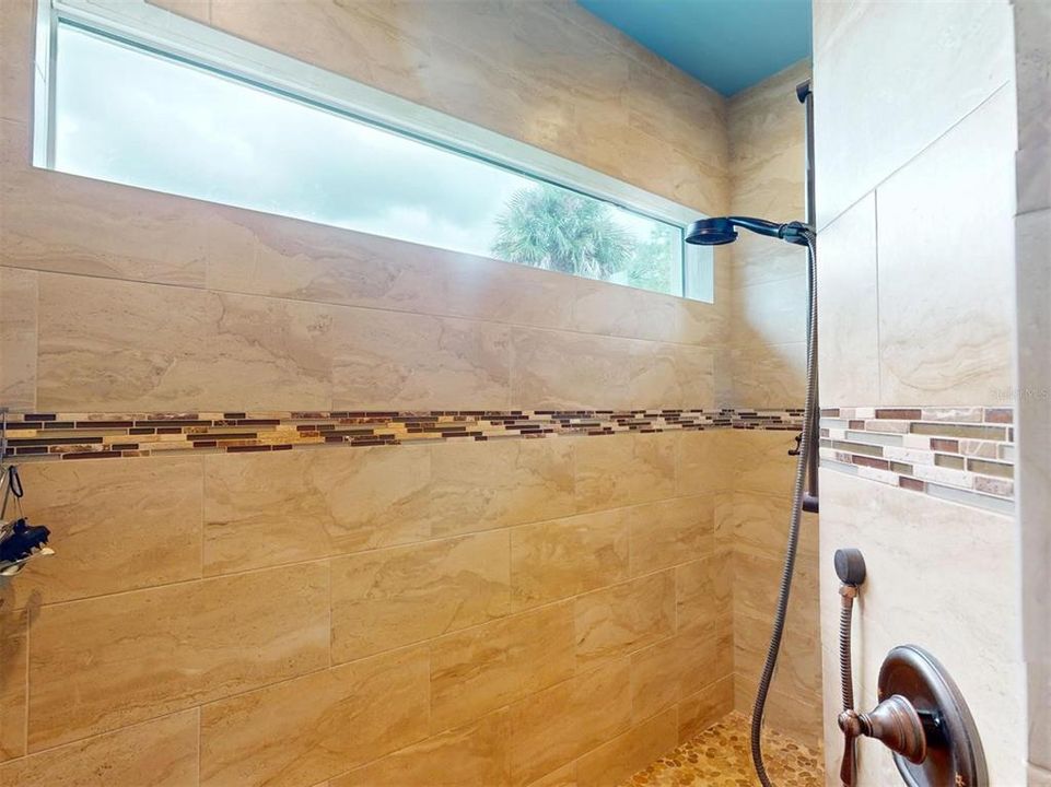 For Sale: $848,723 (3 beds, 2 baths, 2450 Square Feet)