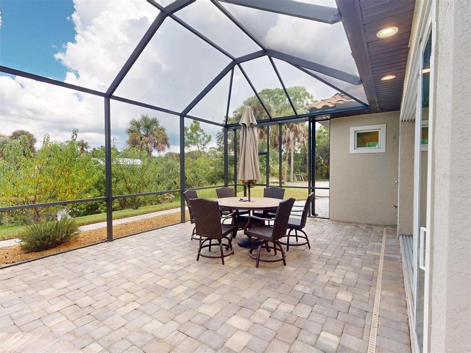 For Sale: $848,723 (3 beds, 2 baths, 2450 Square Feet)