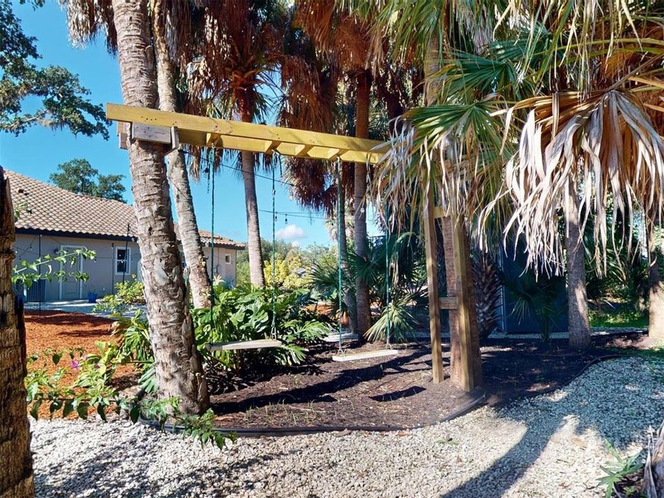 For Sale: $848,723 (3 beds, 2 baths, 2450 Square Feet)