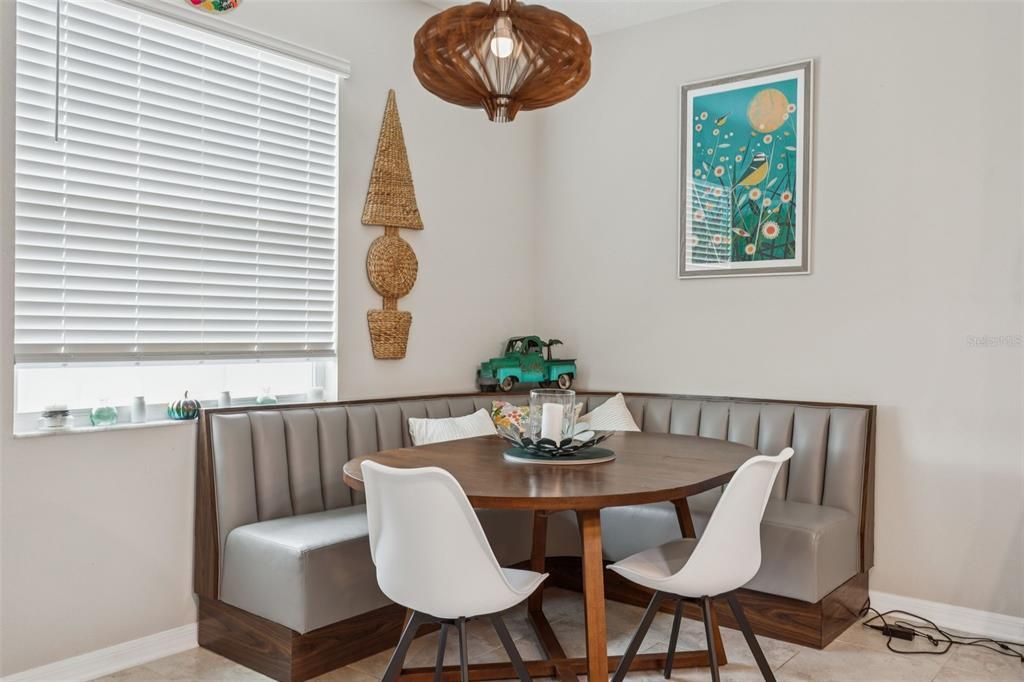 待售: $354,900 (3 贝兹, 2 浴室, 1962 平方英尺)