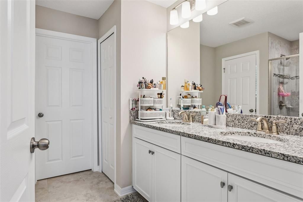 待售: $354,900 (3 贝兹, 2 浴室, 1962 平方英尺)