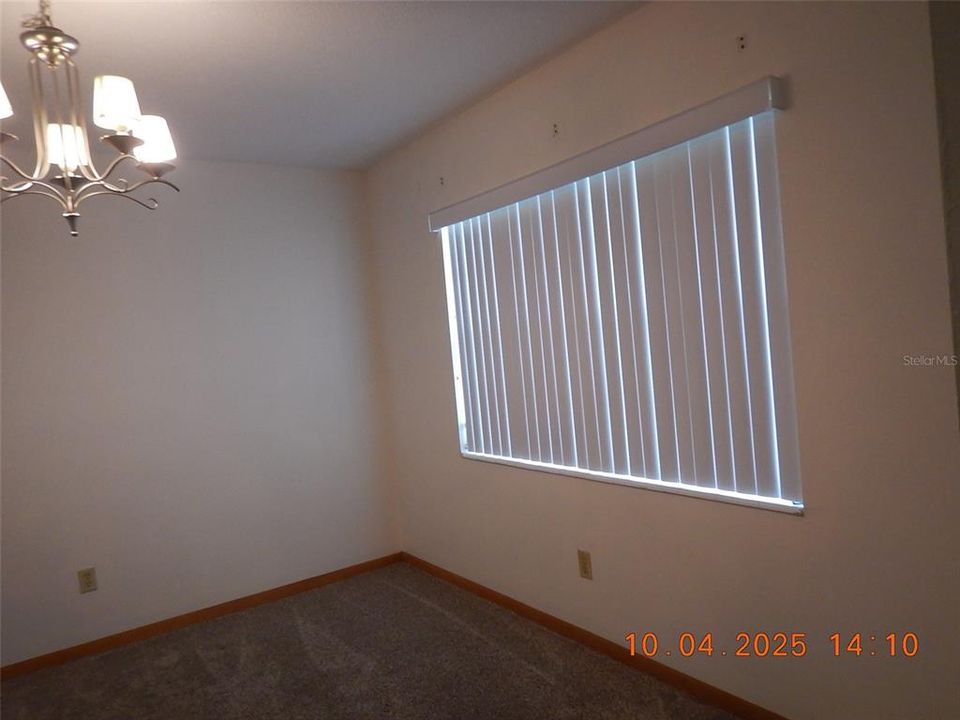 Active With Contract: $1,975 (3 beds, 2 baths, 1672 Square Feet)