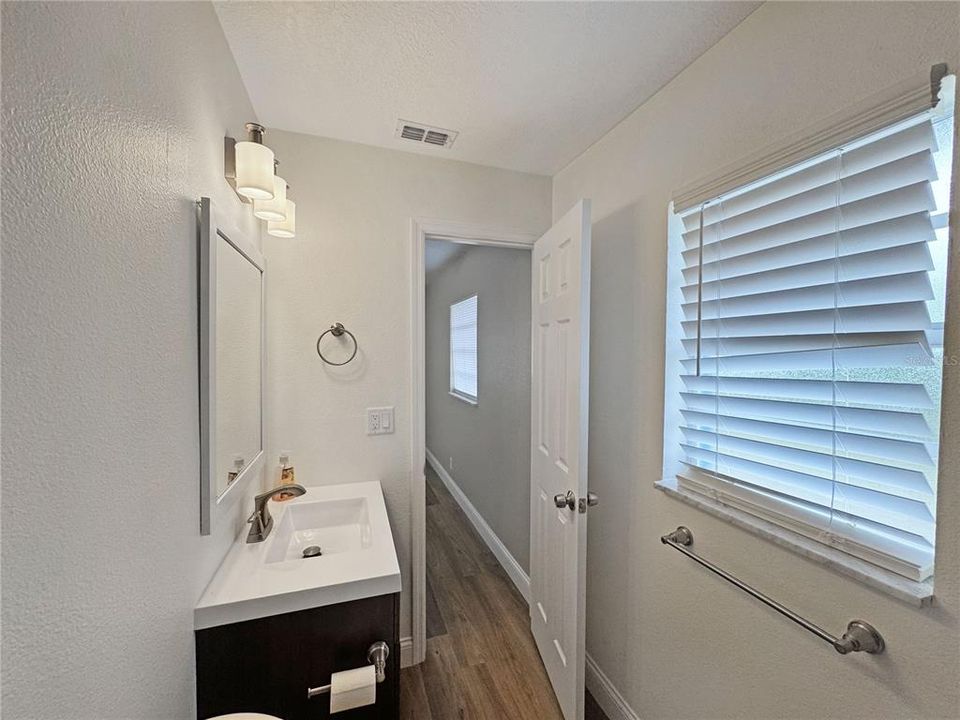 出租: $1,850 (3 贝兹, 2 浴室, 1394 平方英尺)