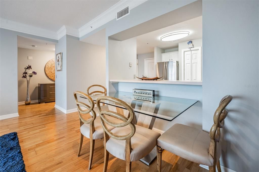 На продажу: $525,000 (1 спален, 1 ванн, 866 Квадратных фут)