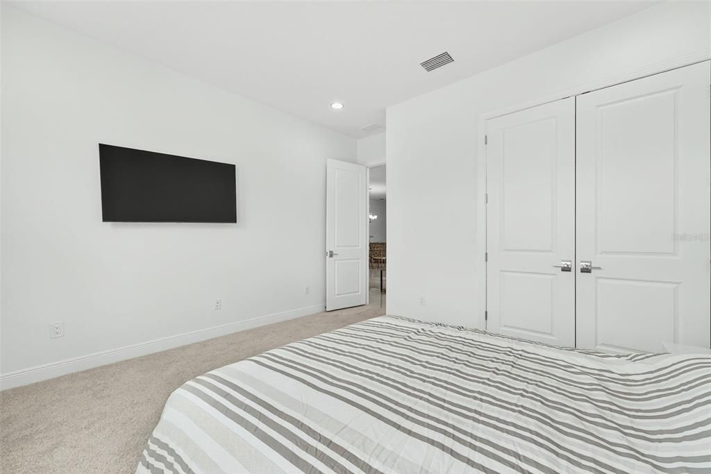 For Sale: $1,050,000 (3 beds, 3 baths, 3066 Square Feet)