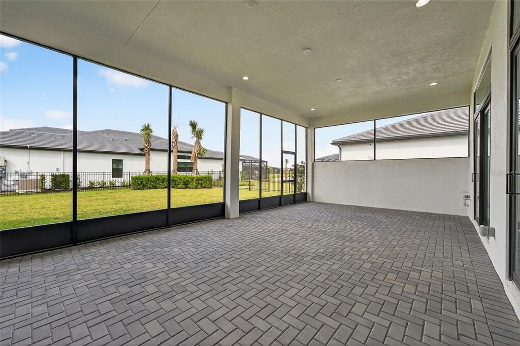 For Sale: $1,050,000 (3 beds, 3 baths, 3066 Square Feet)