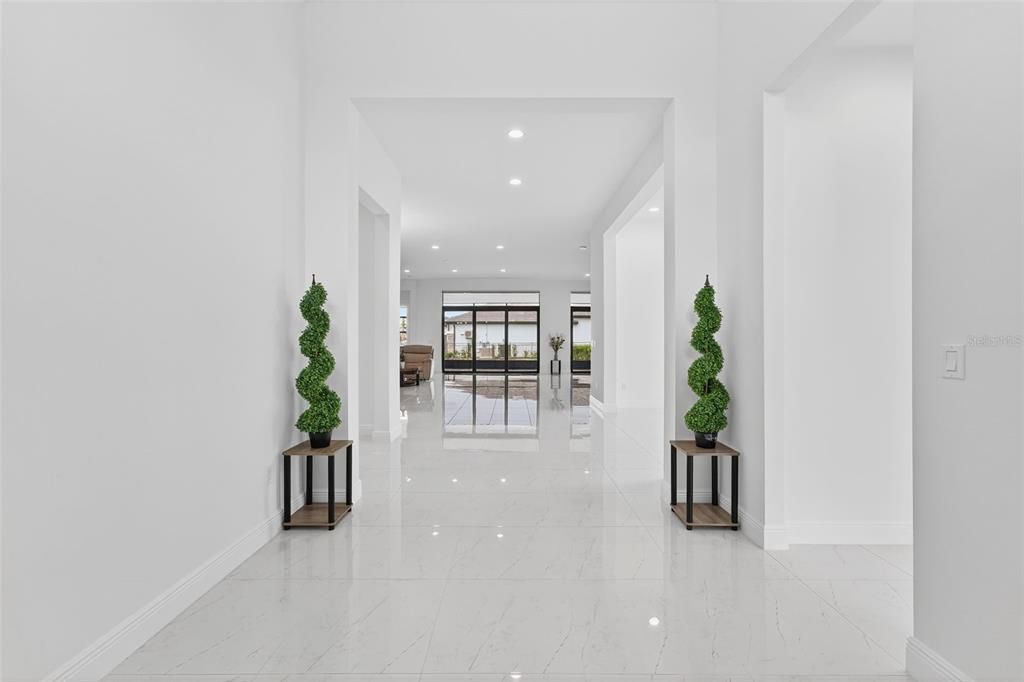 For Sale: $1,050,000 (3 beds, 3 baths, 3066 Square Feet)